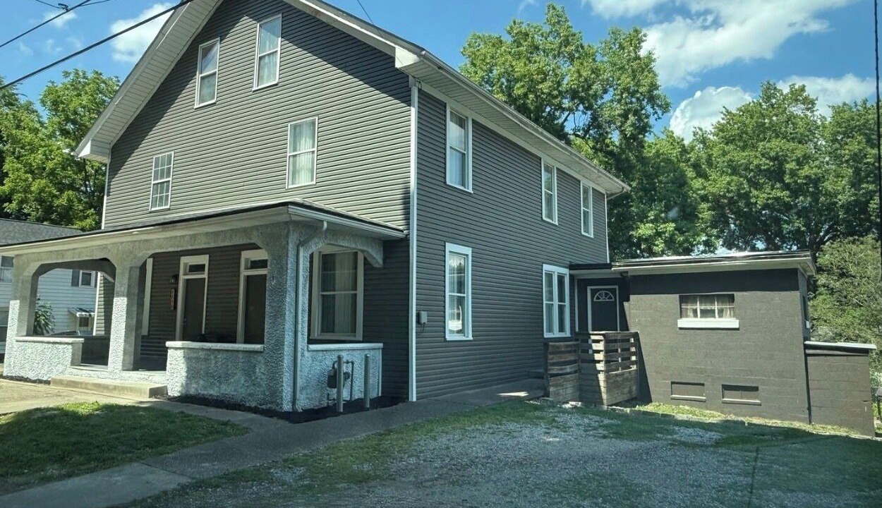 Photo of Outdoor in Ashland