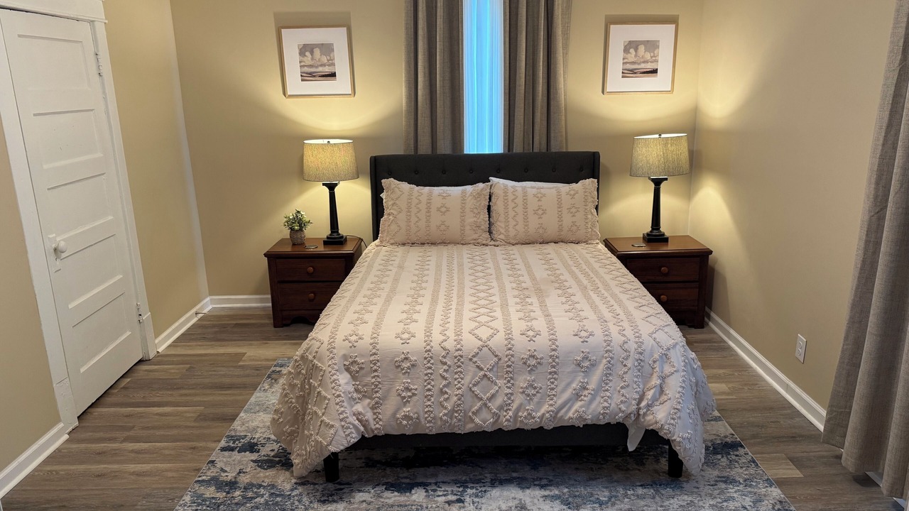 Photo of Bedroom in Ashland