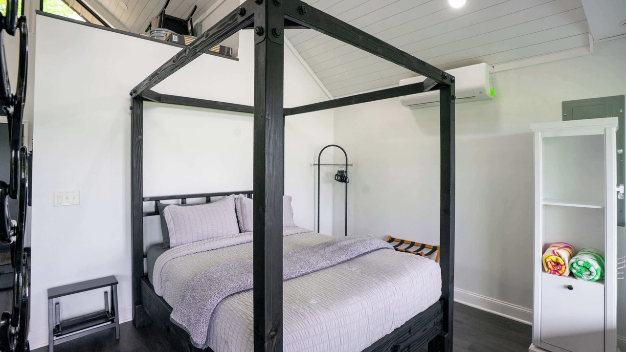 Photo of Bedroom in Denniston