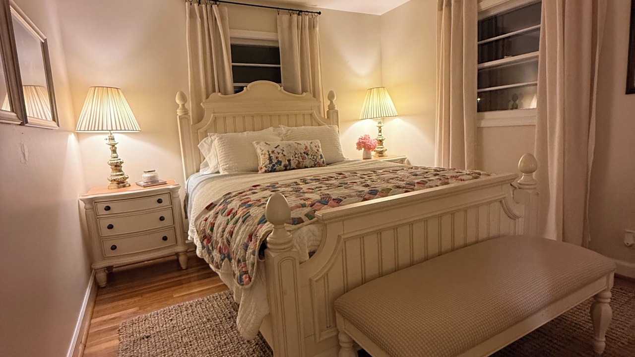 Photo of Bedroom in Lexington