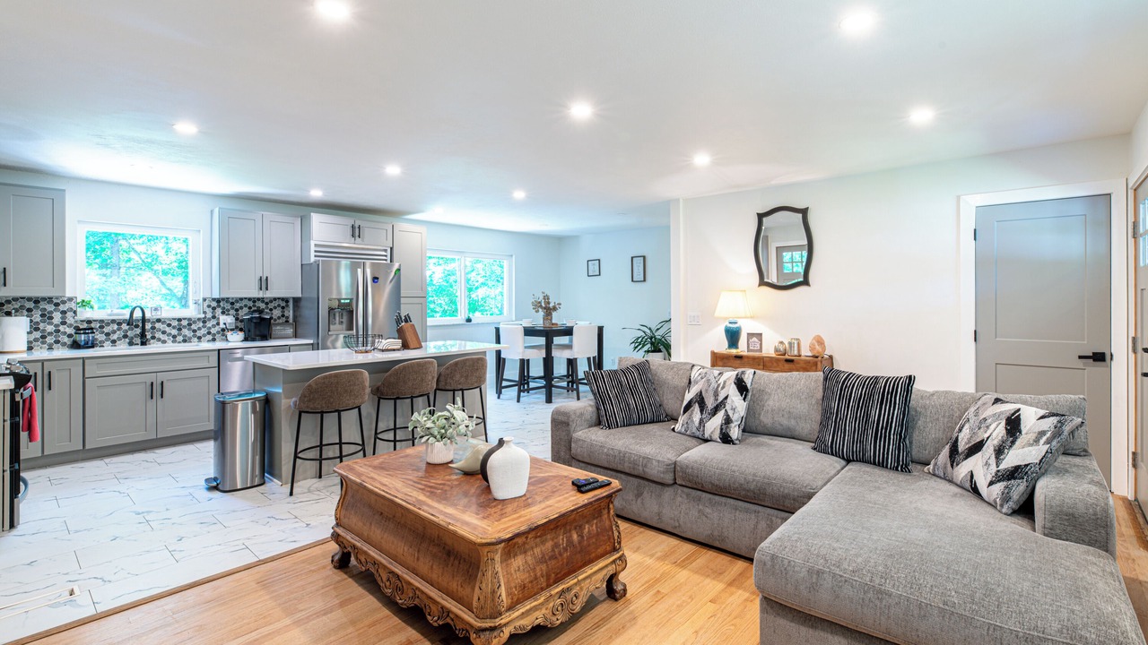 Photo of Livingroom in Knoxville