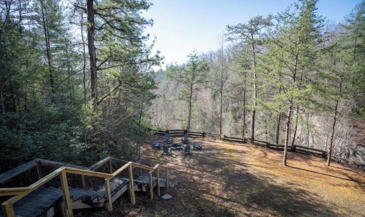 Photo of Outdoor in Zoe