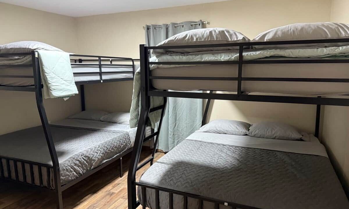 Photo of Bedroom in Delbarton