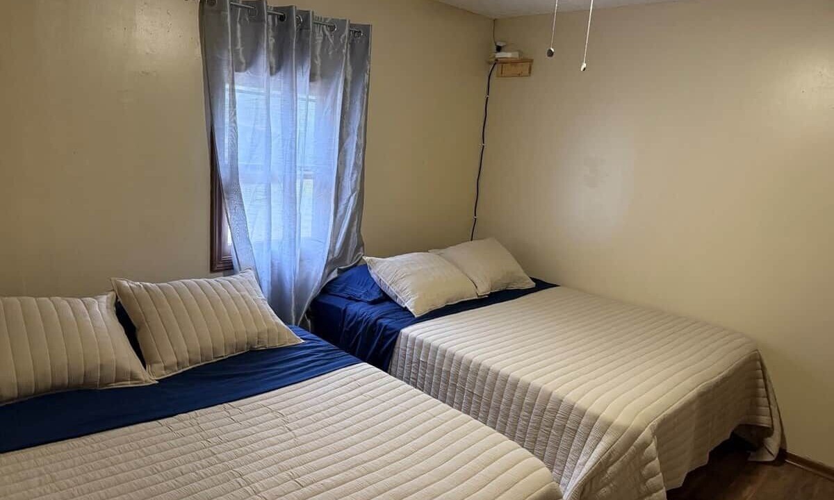 Photo of Bedroom in Delbarton