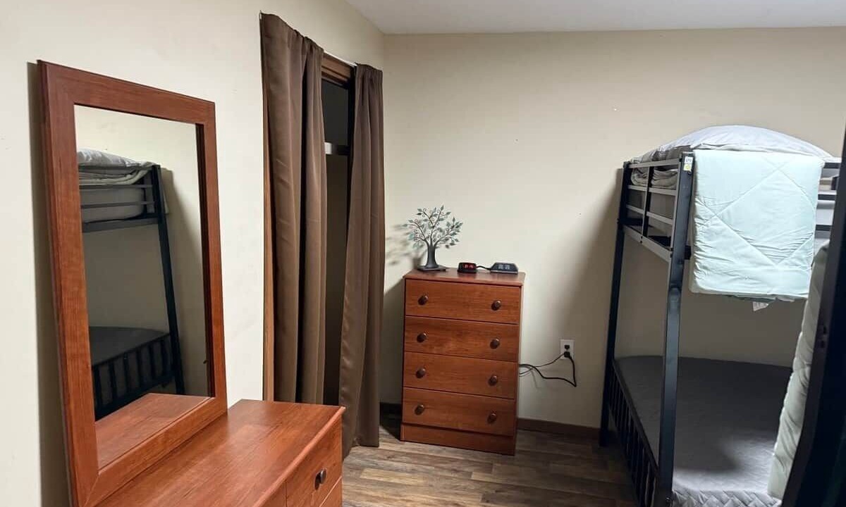 Photo of Bedroom in Delbarton