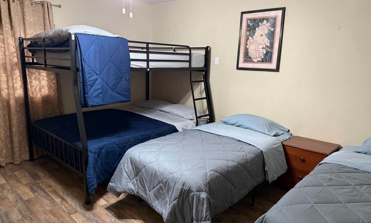 Photo of Bedroom in Delbarton