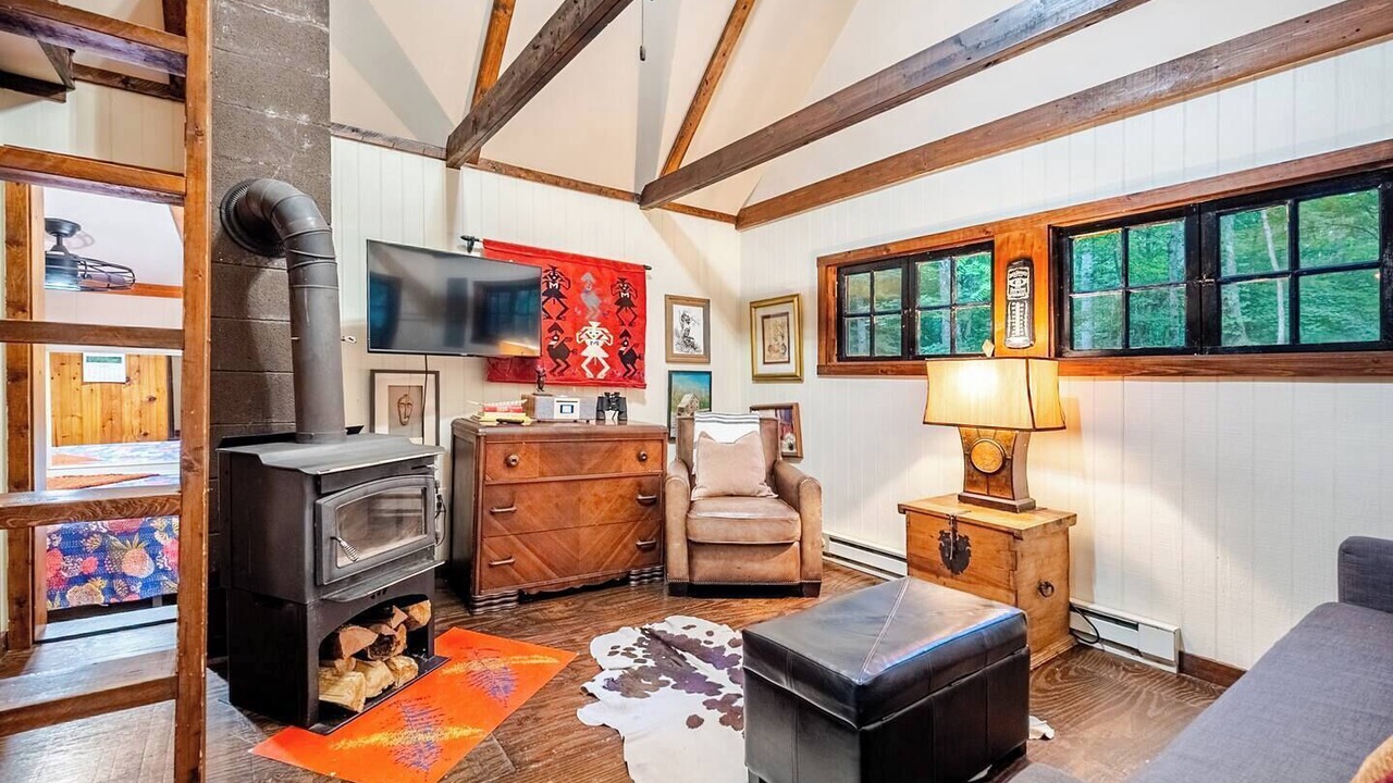 Photo of Livingroom in Ansted