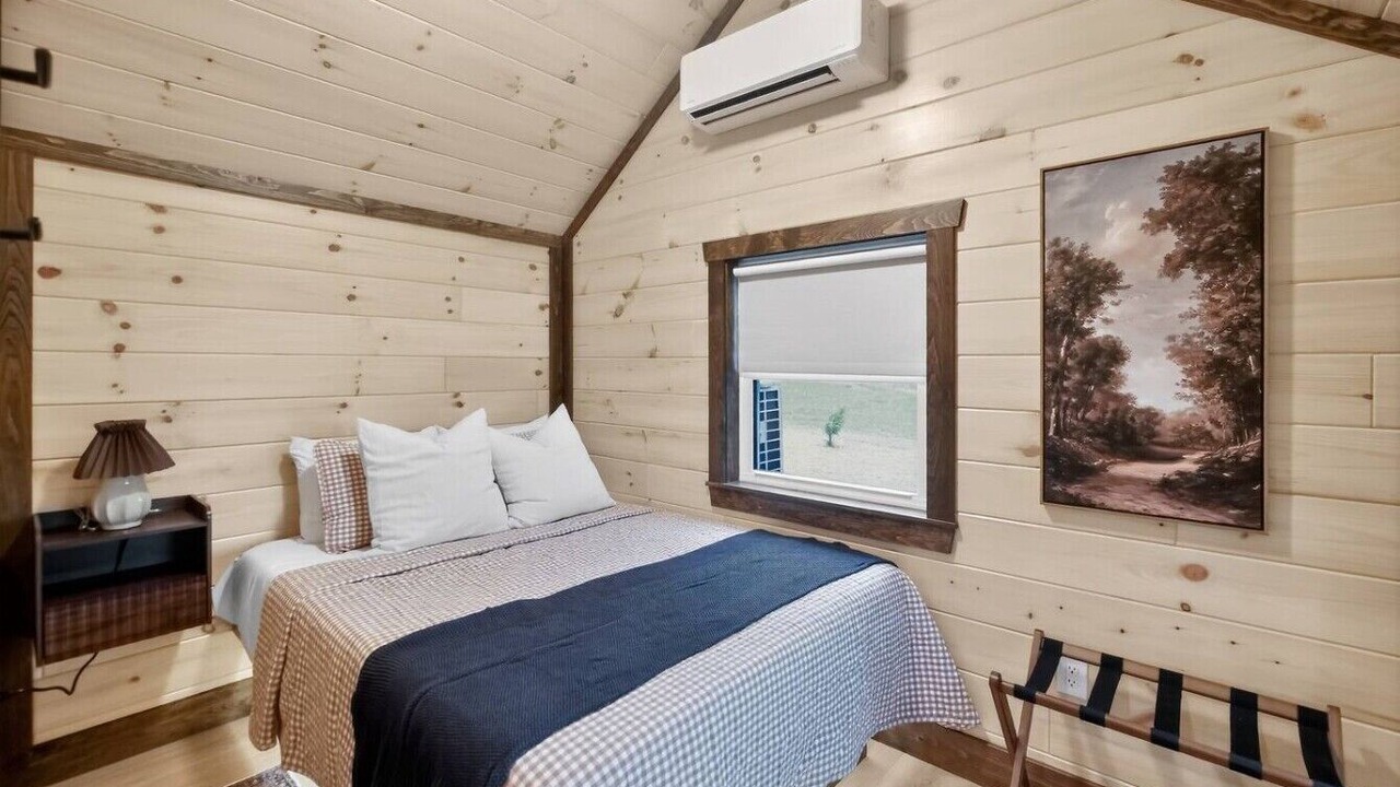 Photo of Bedroom in Augusta