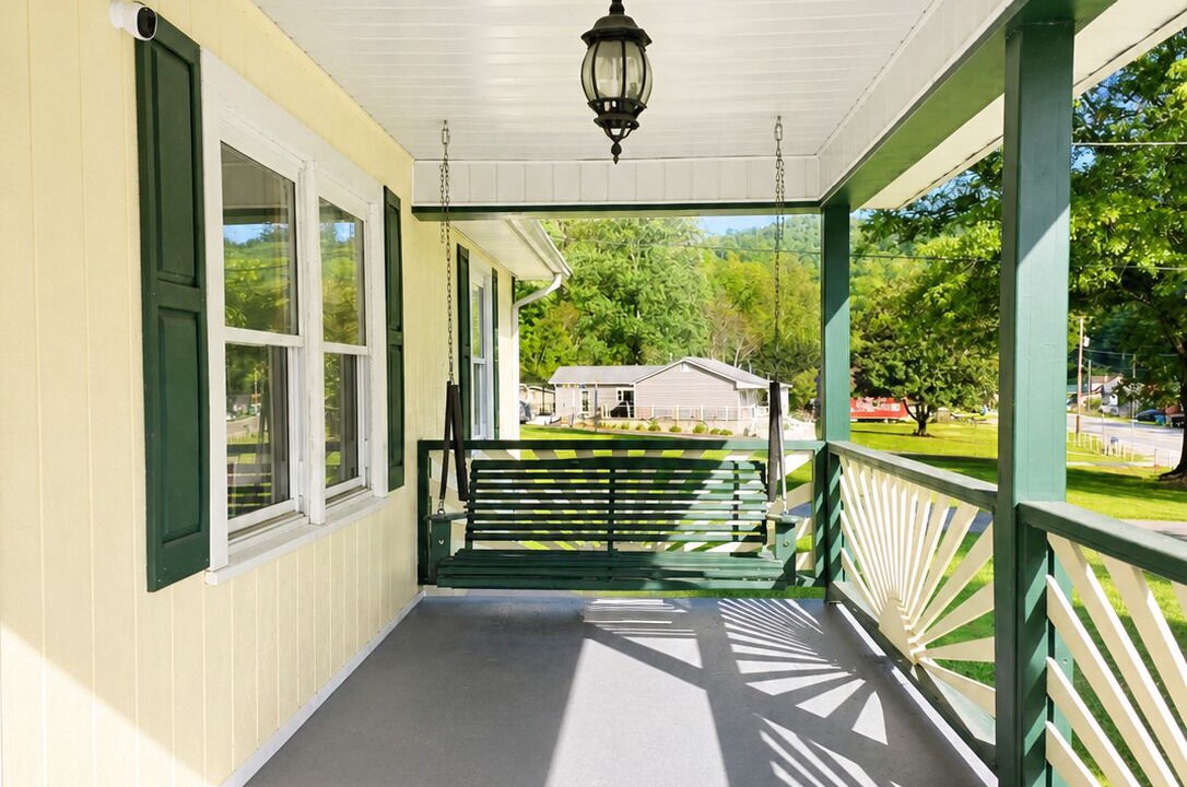 Photo of Patio Balcony in Hernshaw