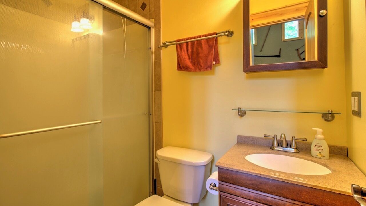 Photo of Bathroom in Oakland