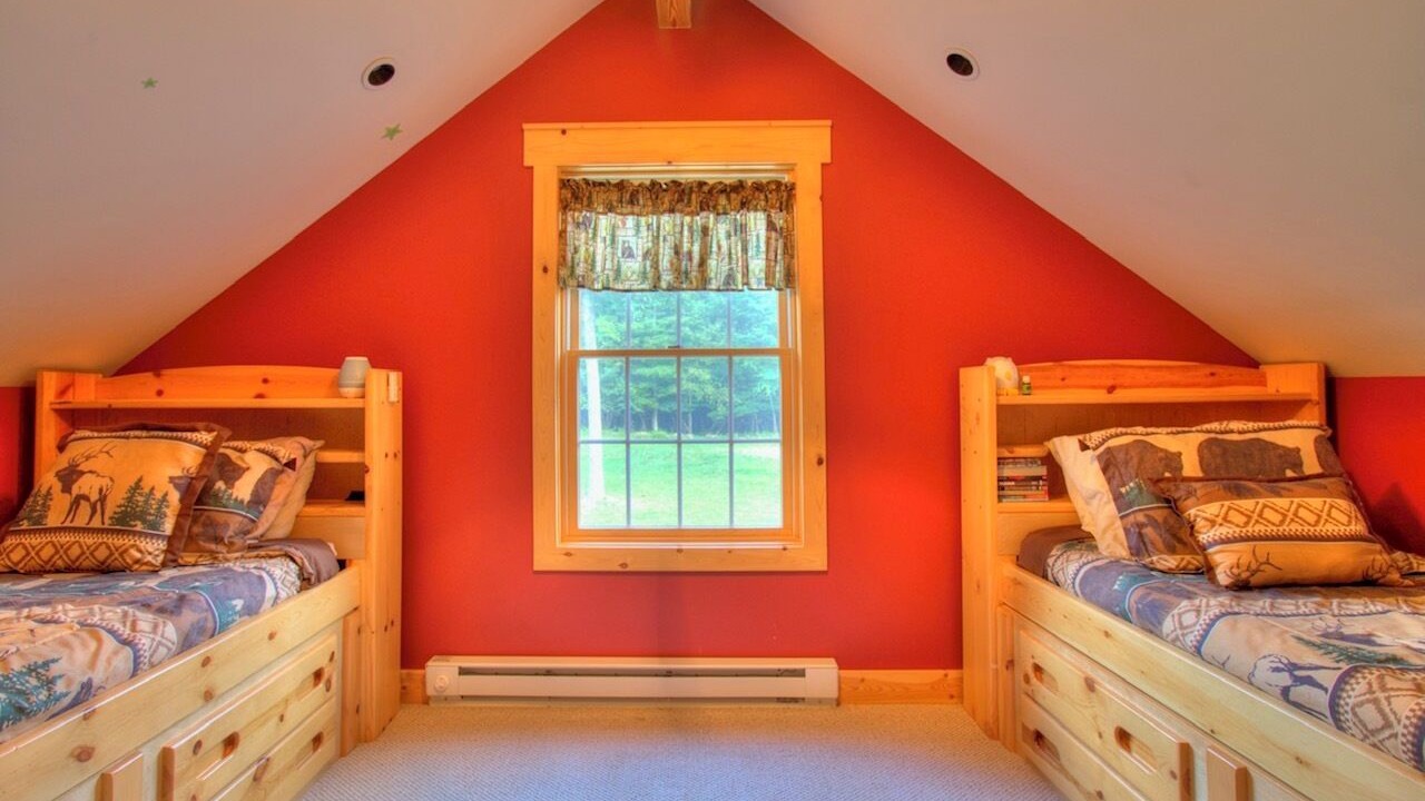 Photo of Bedroom in Oakland
