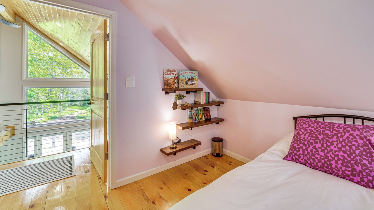 Photo of Bedroom in Gandeeville