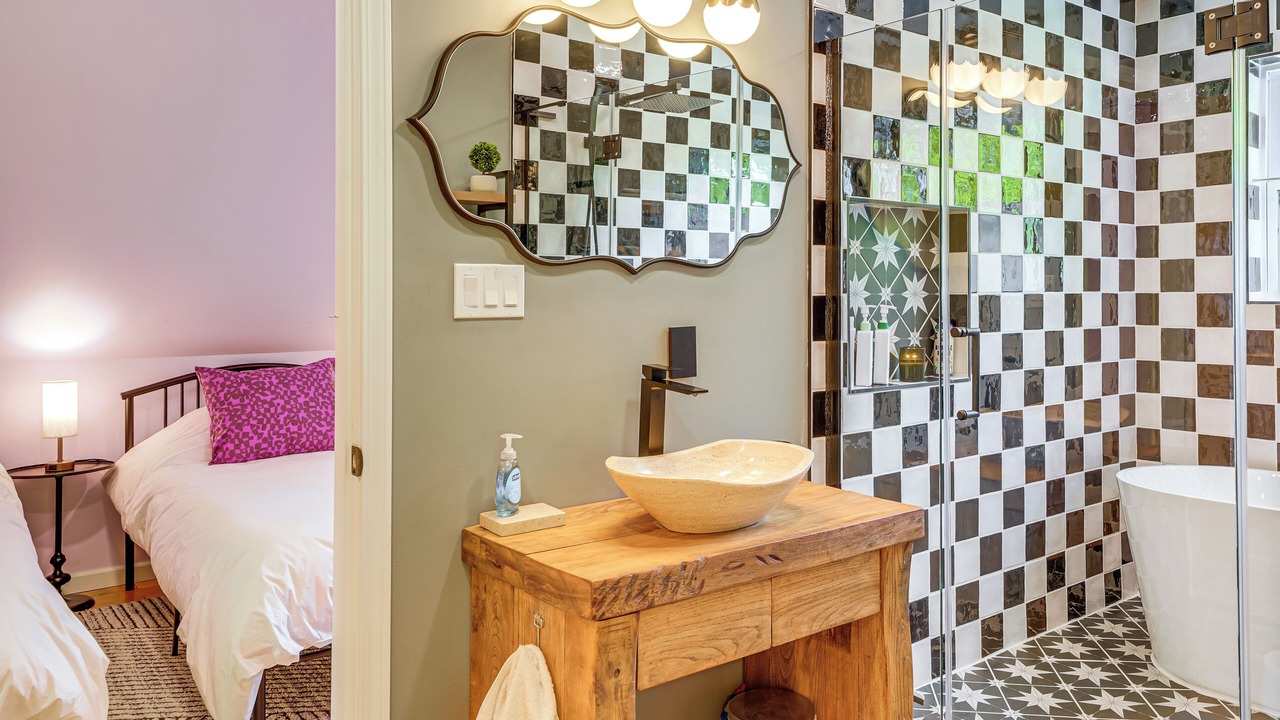 Photo of Bathroom in Gandeeville