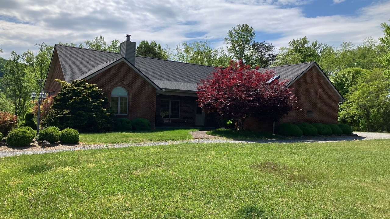Photo of Outdoor in Tri-Cities