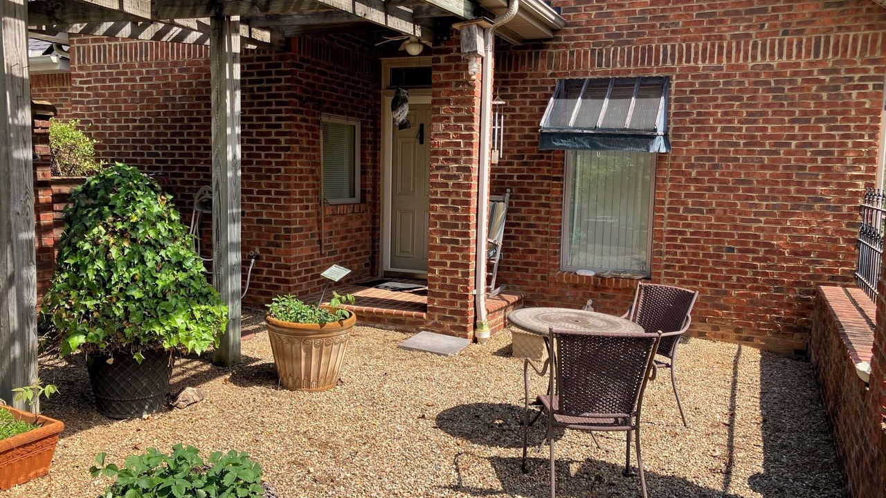 Photo of Patio Balcony in Tri-Cities