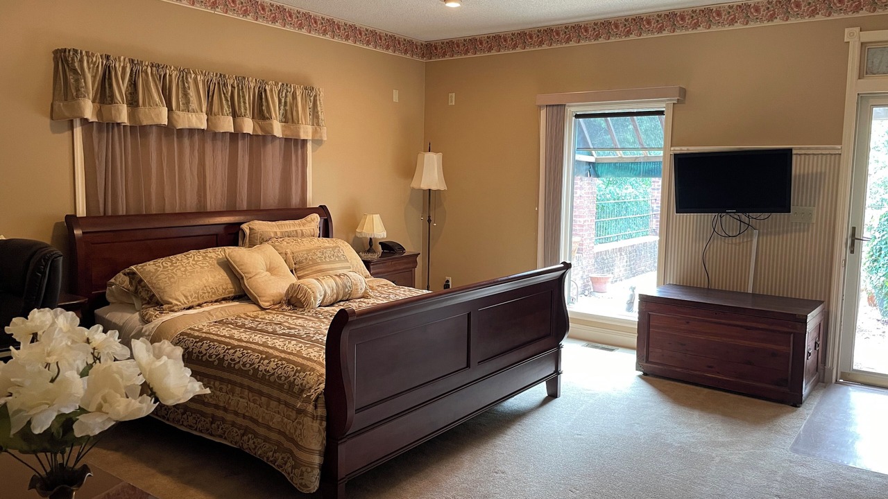 Photo of Bedroom in Tri-Cities