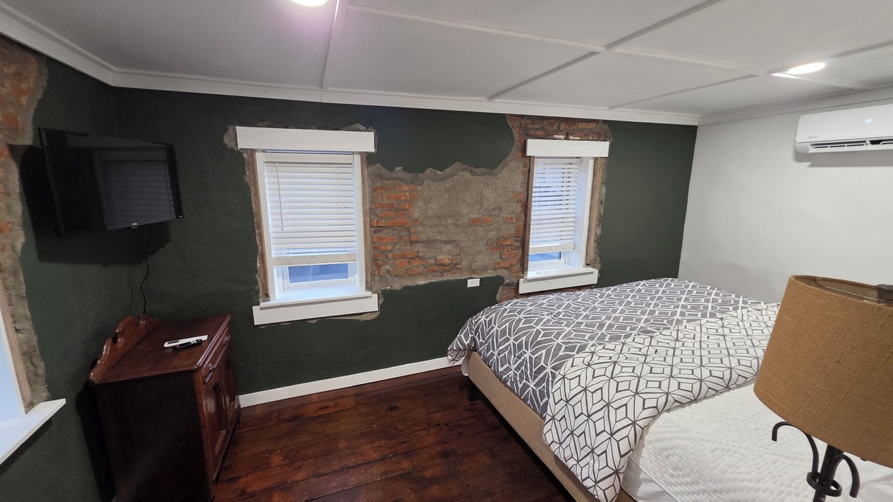 Photo of Bedroom in Vevay