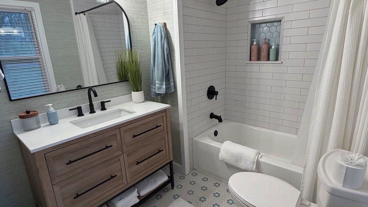 Photo of Bathroom in Lexington