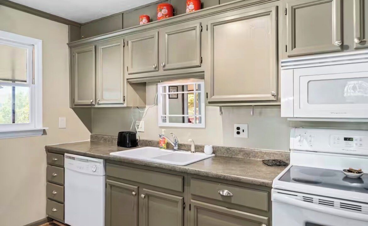 Photo of Kitchen in Butler