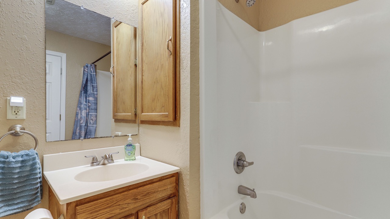 Photo of Bathroom in Mohawk