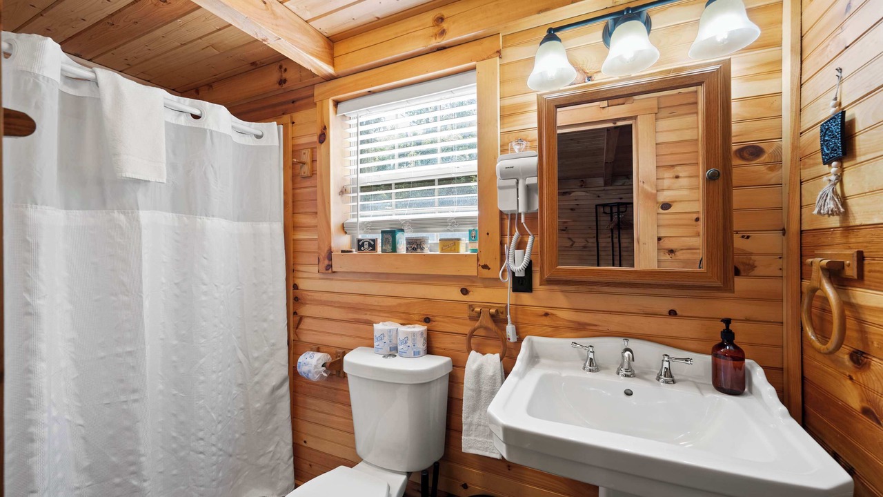 Photo of Bathroom in Williamstown