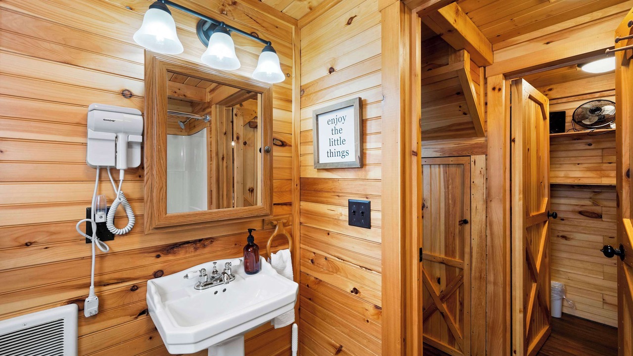 Photo of Bathroom in Williamstown