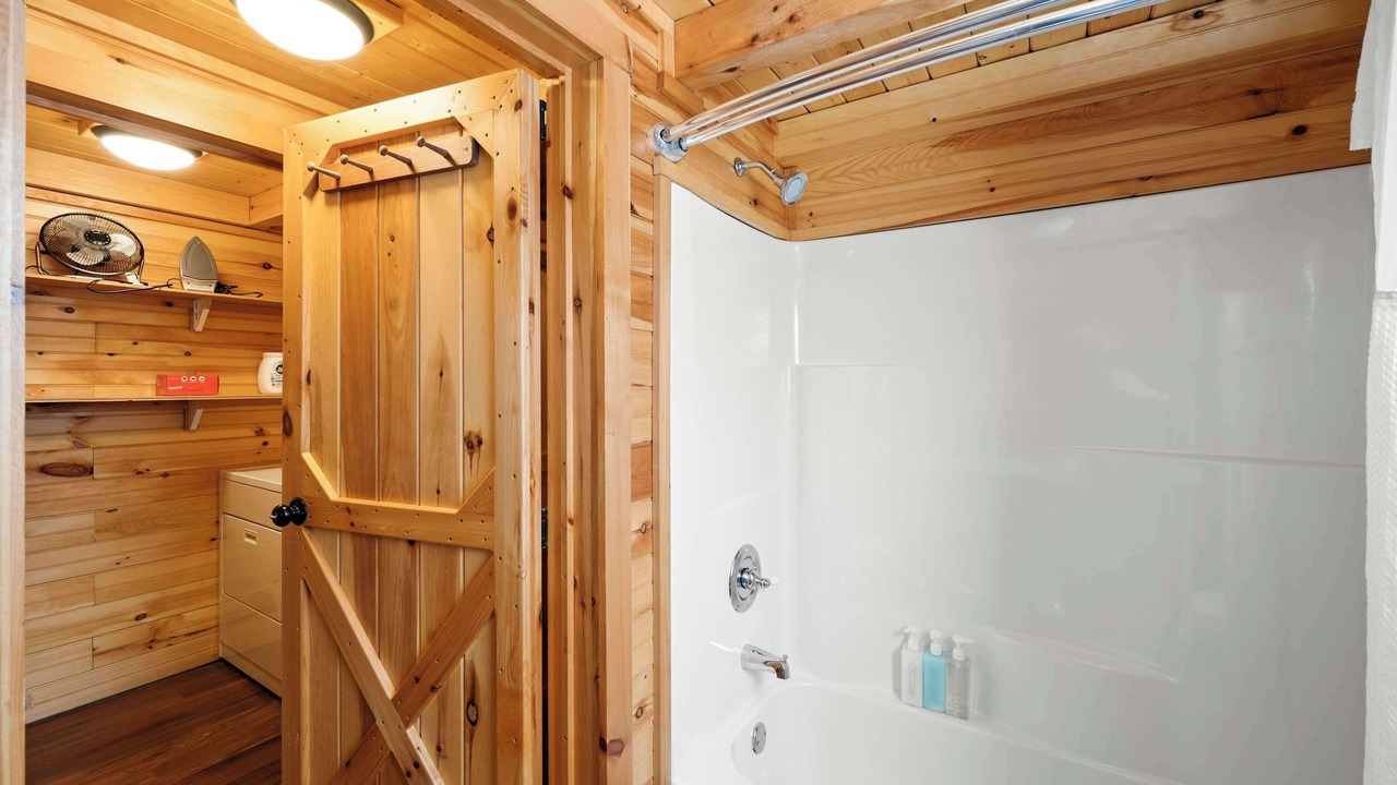 Photo of Bathroom in Williamstown