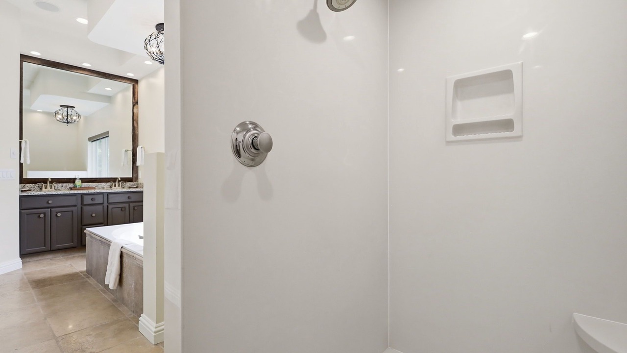 Photo of Bathroom in Lansing
