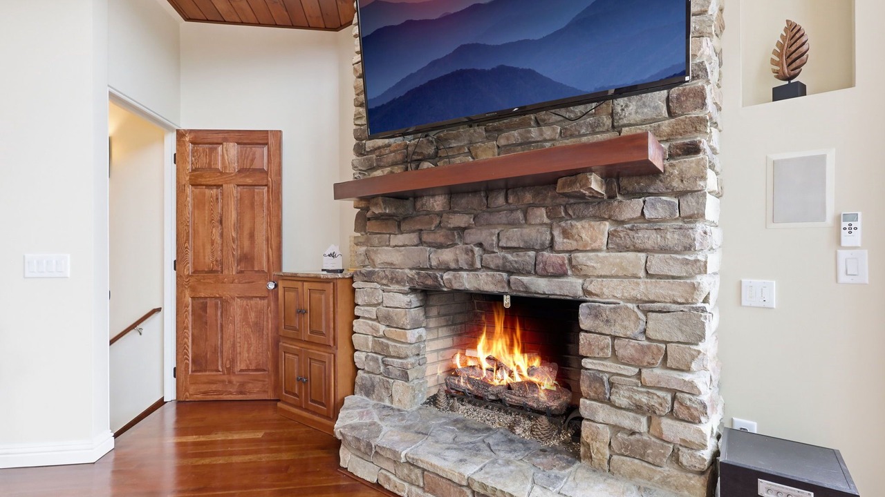 Photo of Livingroom in Lansing