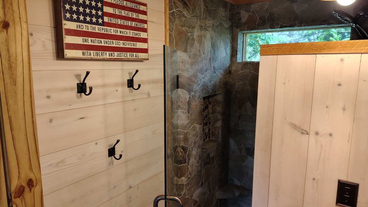 Photo of Bathroom in Jonesborough