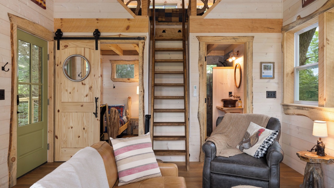 Photo of Livingroom in Jonesborough