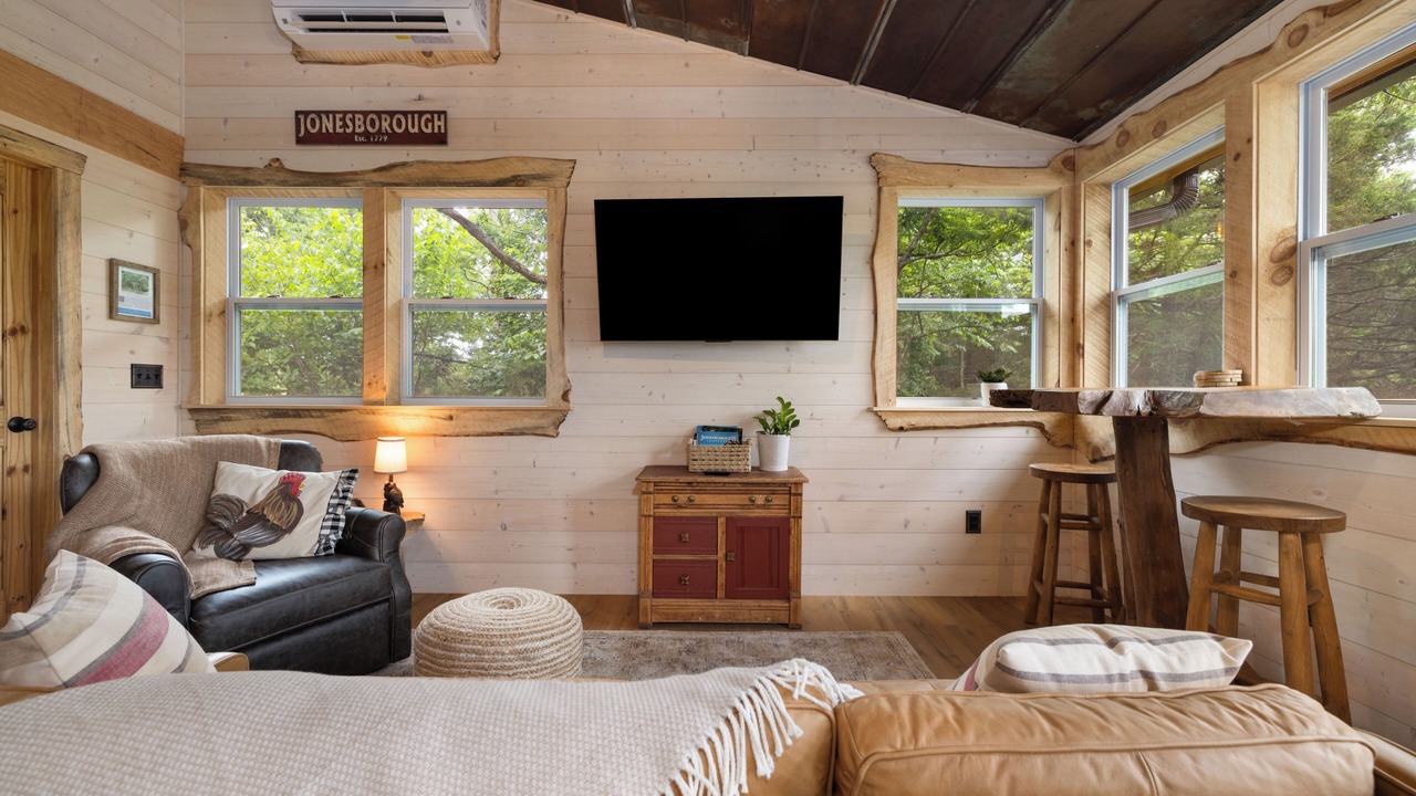 Photo of Bedroom in Jonesborough