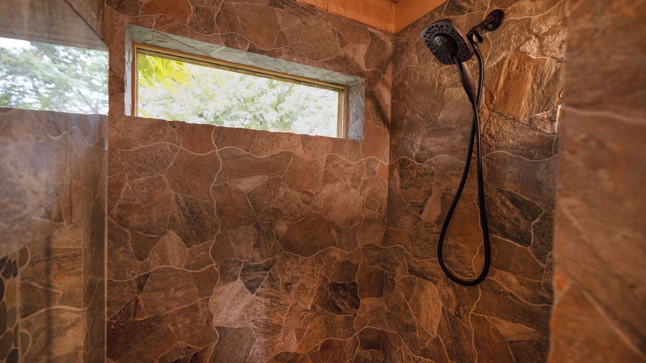 Photo of Bathroom in Jonesborough