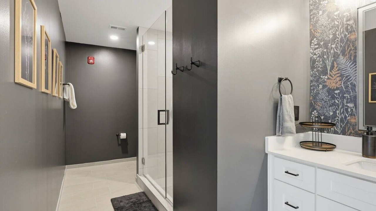 Photo of Bathroom in Old City