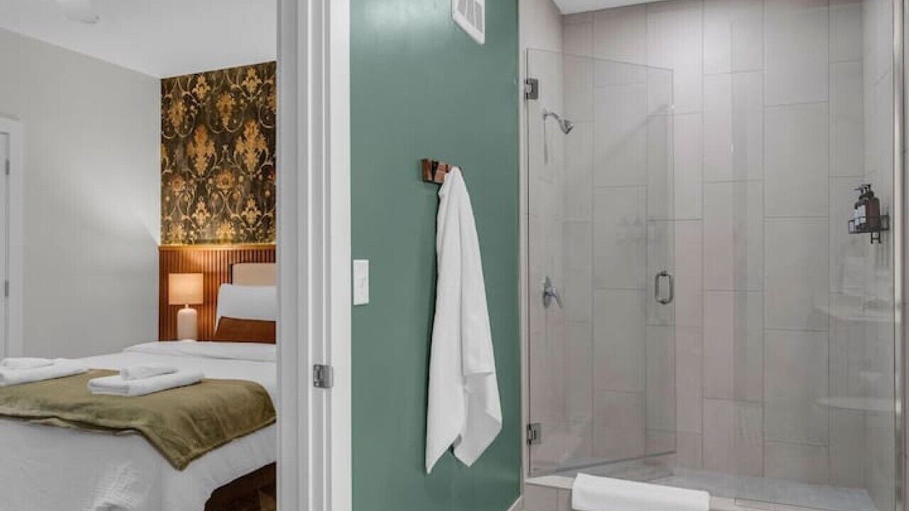 Photo of Bathroom in Old City