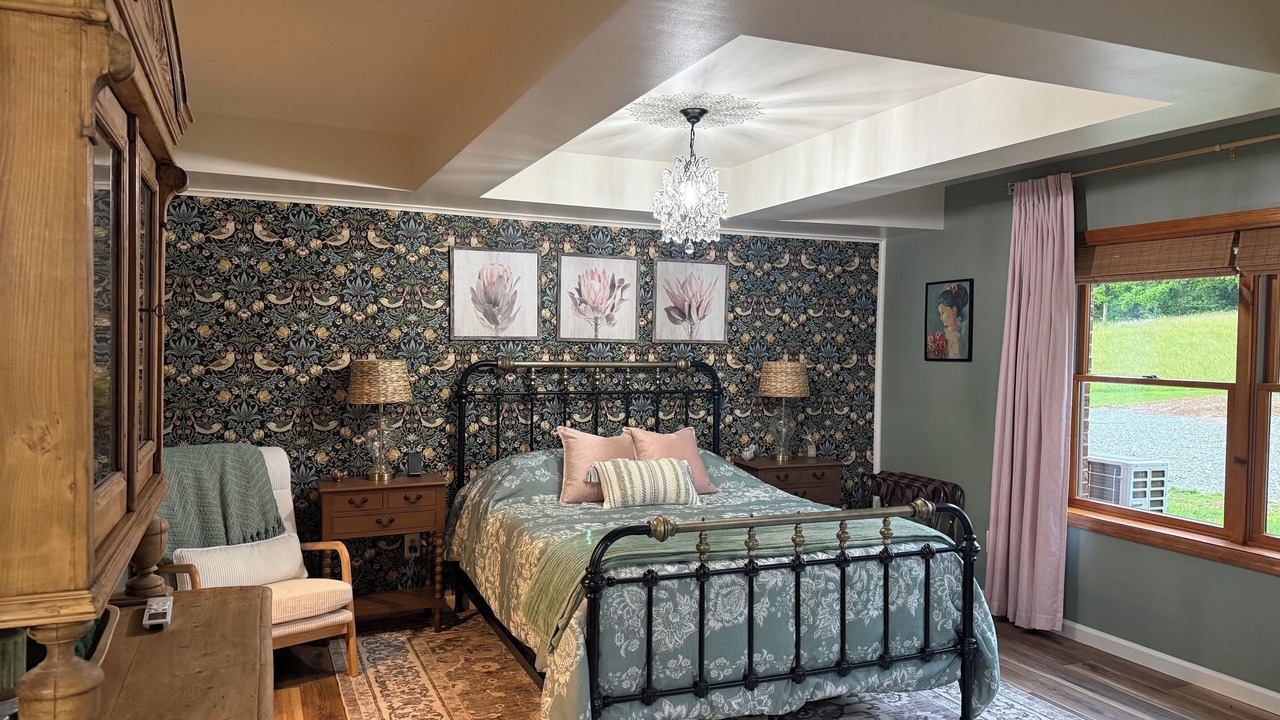 Photo of Bedroom in Lynn Garden