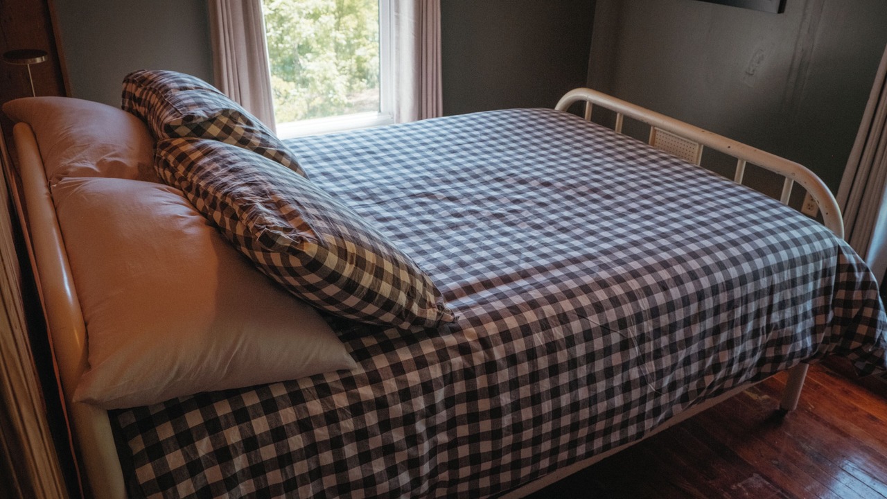 Photo of Bedroom in Lenoir