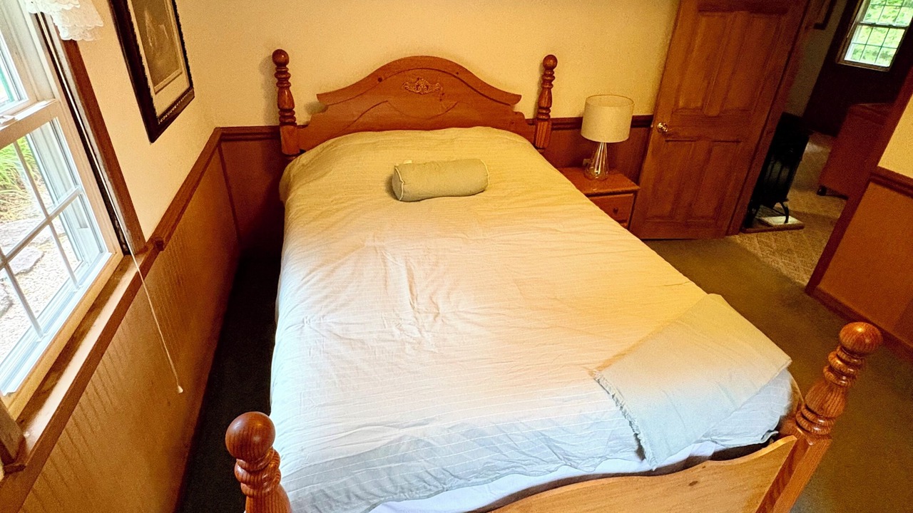 Photo of Bedroom in Cleveland