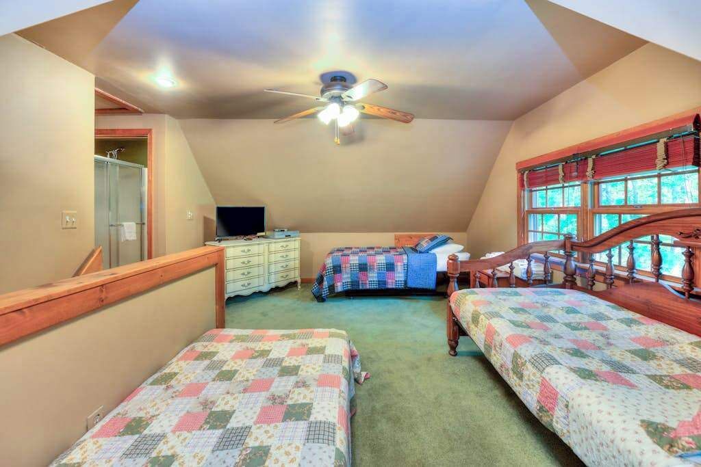 Photo of Bedroom in Sky Valley