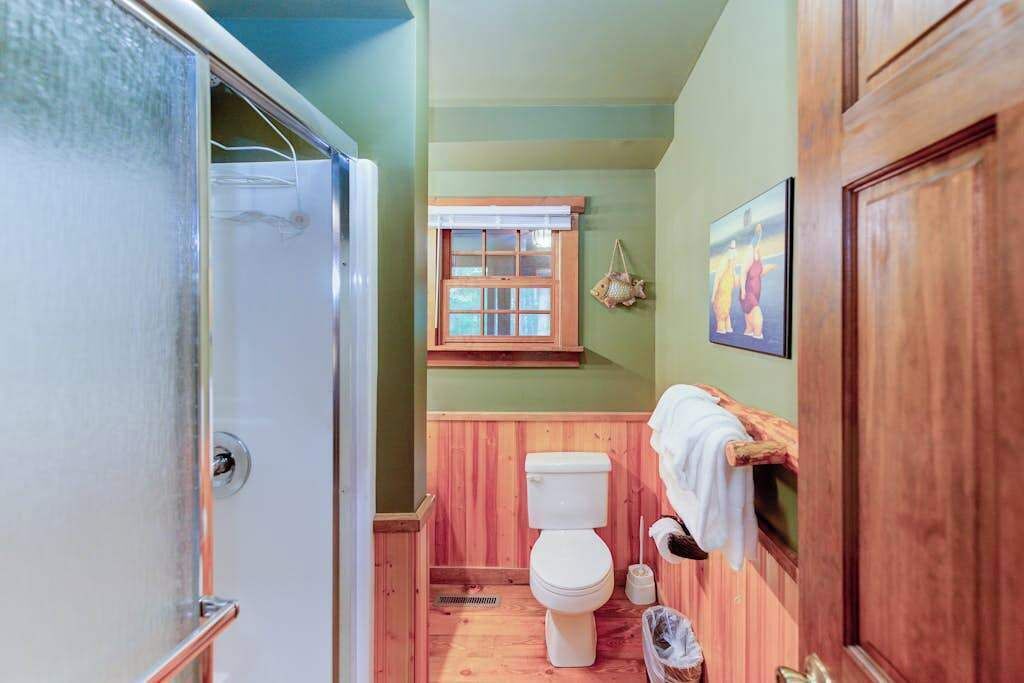 Photo of Bathroom in Sky Valley