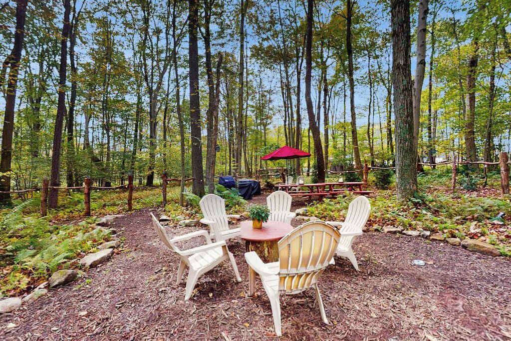Photo of Outdoor in Bittinger