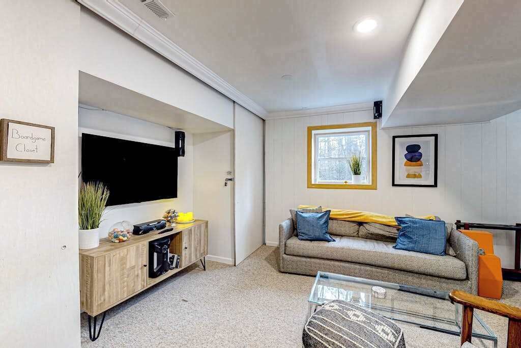 Photo of Livingroom in Crellin