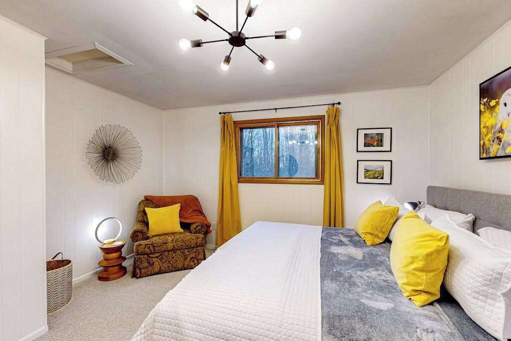Photo of Bedroom in Crellin