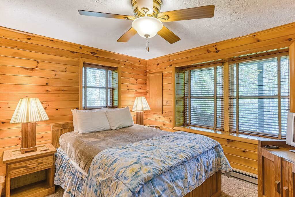 Photo of Bedroom in McHenry