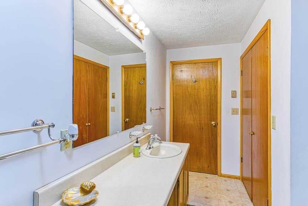 Photo of Bathroom in McHenry
