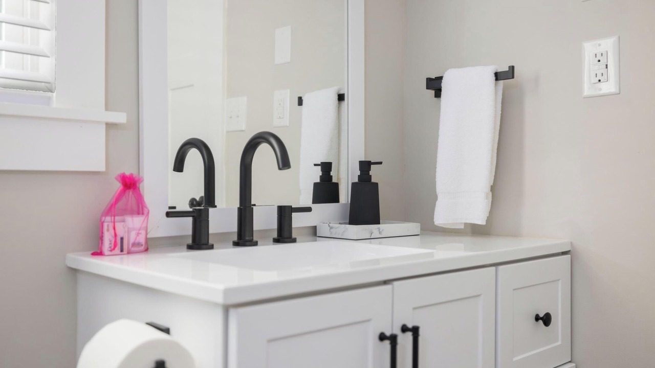 Photo of Bathroom in Jonesborough