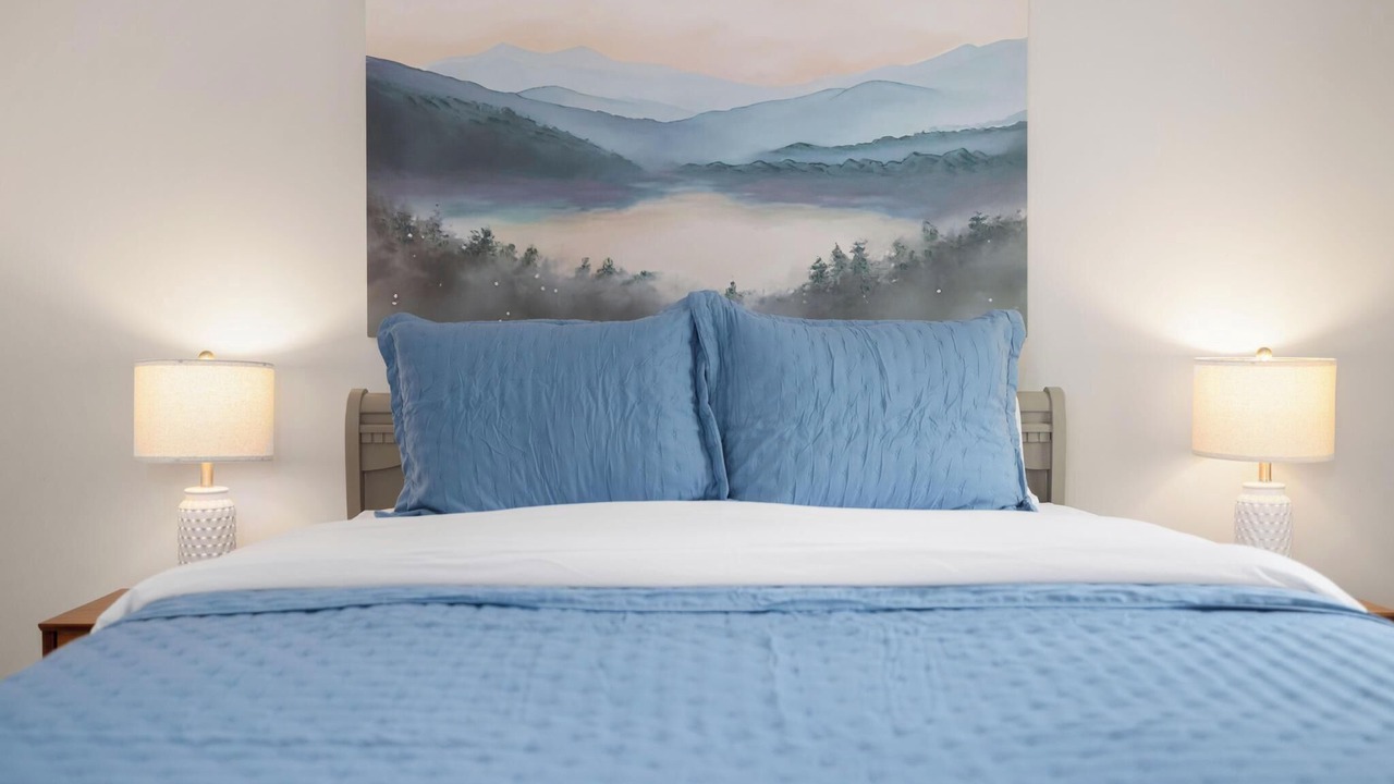 Photo of Bedroom in Jonesborough