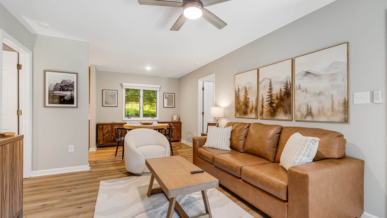 Photo of Livingroom in Blowing Rock