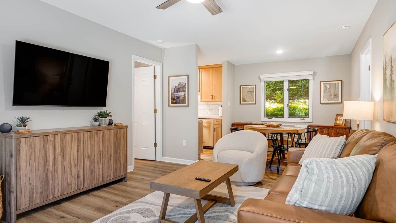 Photo of Livingroom in Blowing Rock