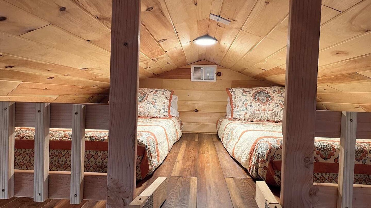 Photo of Bedroom in Berkeley Springs